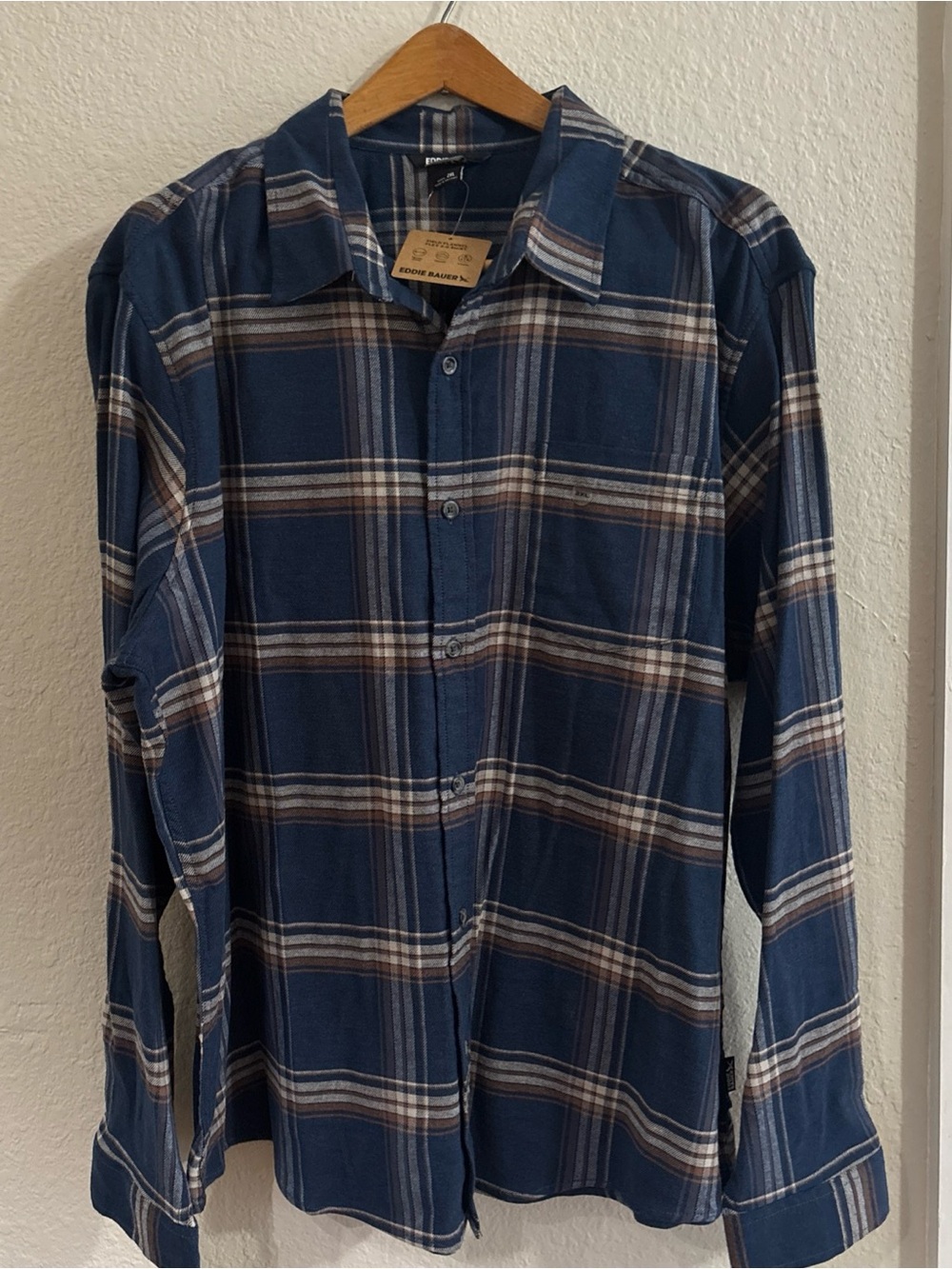 NWT Eddie Bauer Men's Field Flannel Blue Plaid Button-Up Shirt